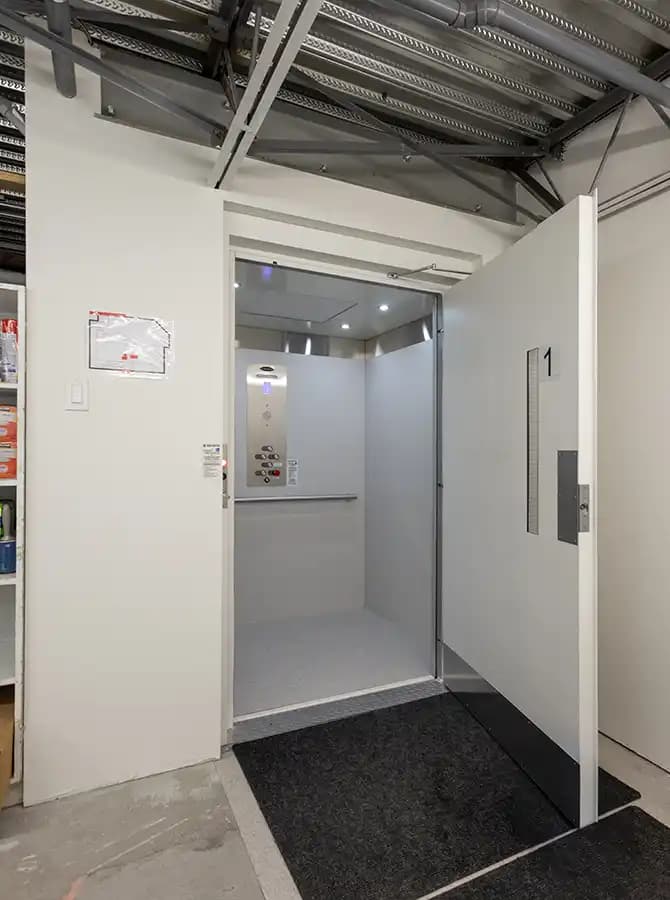 Savaria Prolift Gallery